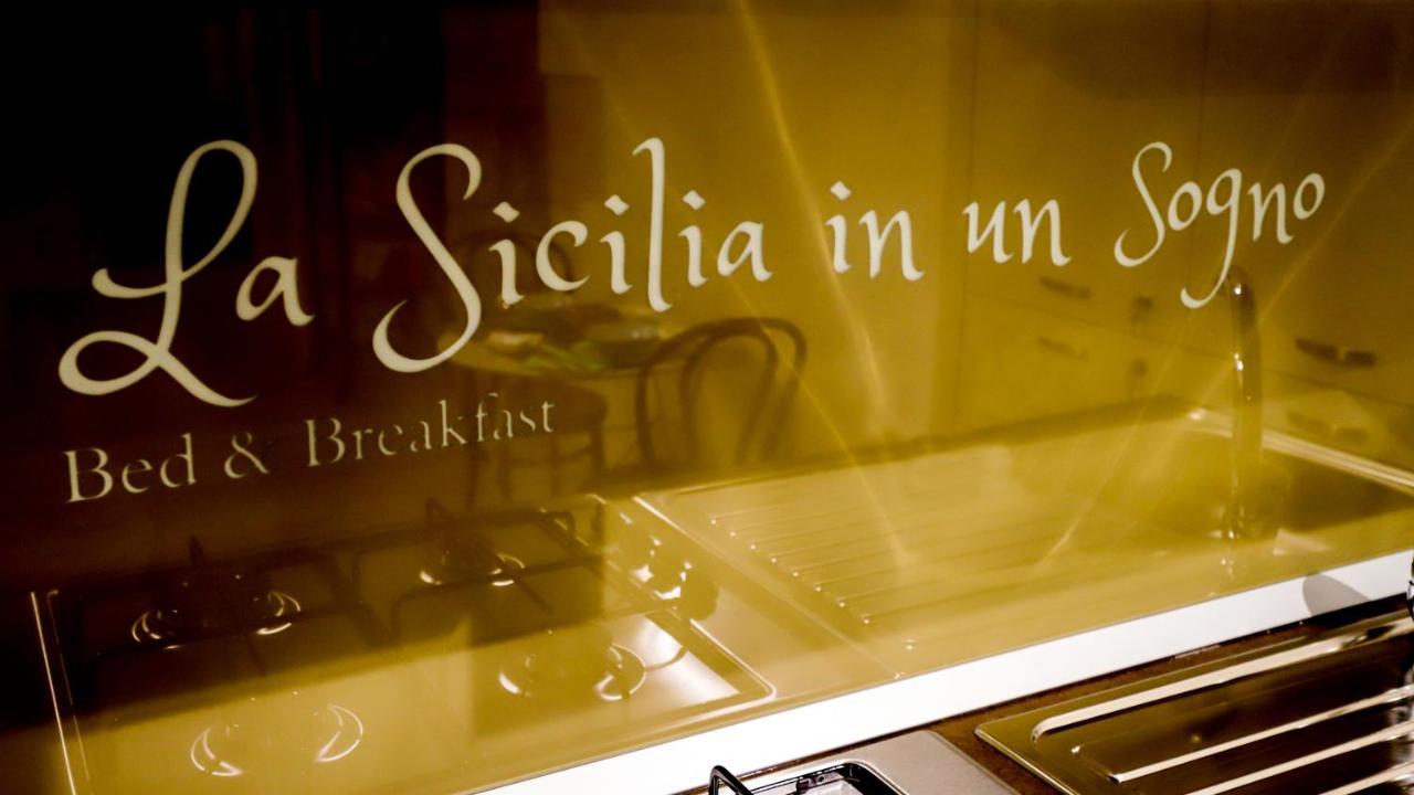 La Sicilia In Un Sogno Acomodação com café da manhã Syracuse Exterior foto